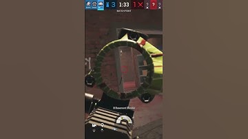 Aruni is *INSANE* #rainbowsixsiege #bestcontroller #r6s #siege #clutch #rainbow #gaming #jynxzi