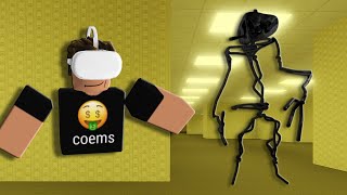 Trying to Escape The Backrooms [Roblox VR]