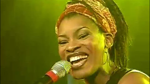 Nicole C  Mullen My Redeemer n Spanish   trimmed