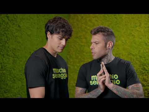Muschio Selvaggio x Carpisa - YouTube