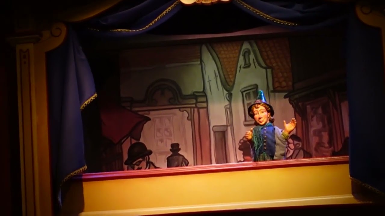 Het PoppenTheather  - Het BallonnenVrouwtje 11-04-24 @Efteling