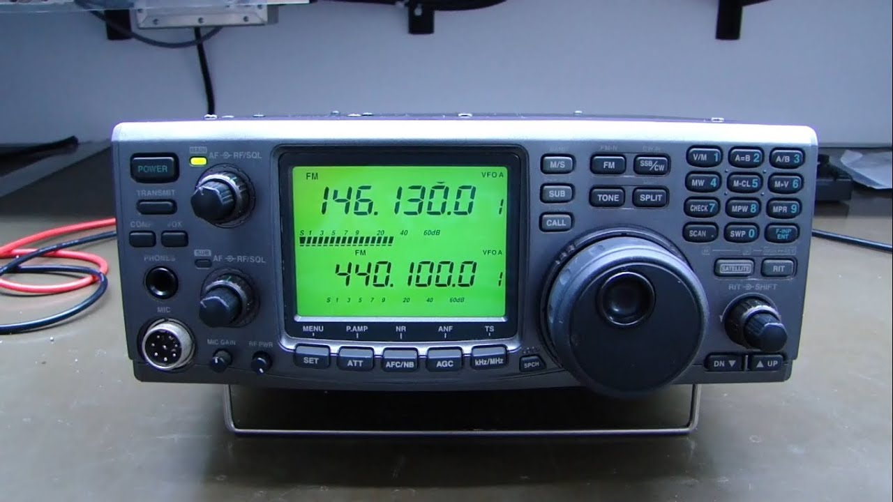 ALPHA TELECOM: ICOM IC-910H LOST POWER AFTER POWER SURGE - YouTube