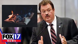 Jerry Sexton suggest book burnings; School library bill advances