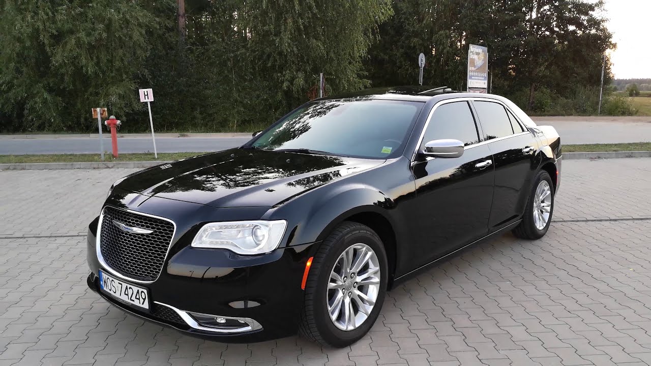 Chrysler 300C 2016 3.6 Black Chrom - YouTube
