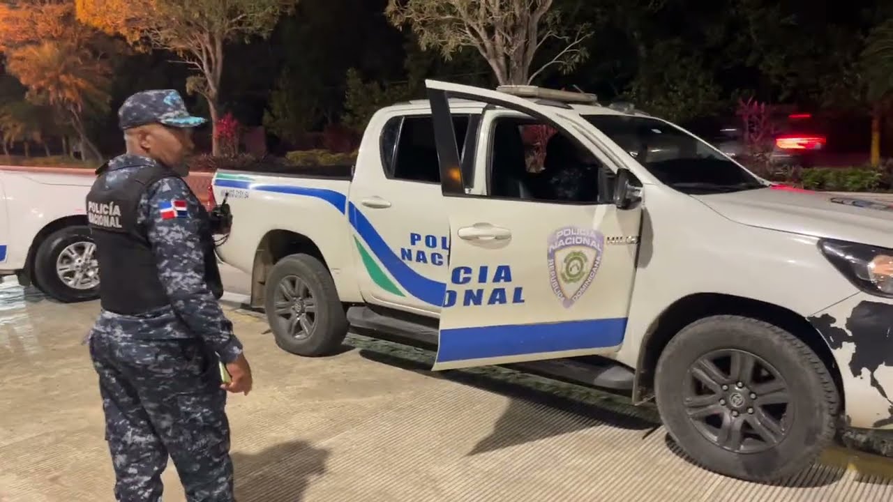 RECORRIDO DE LA POLICIA EN SECTORES DE SAN FRANCISCO DE MACORIS