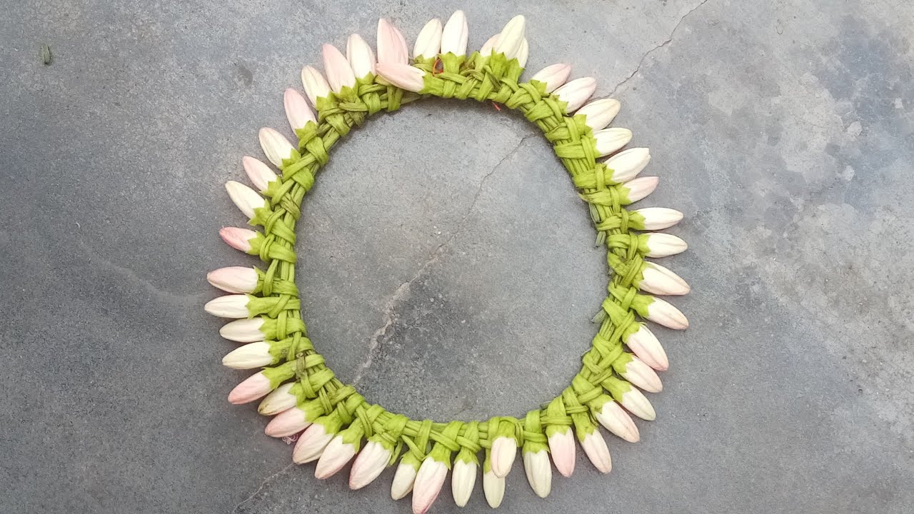 RadhaManoharam flower buds garland|రాధా మనోహరం|flower garland without thread|@geethaallrounder