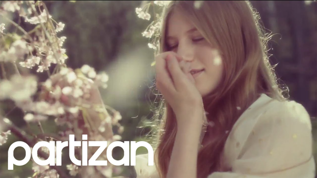 Kinga Burza - Summer 2012 - TUCKER BY GABY BASORA brand content short film grants 2019