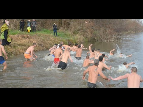 Видео: Празникът Богоявление има своя, дълга история - Алтернативен изглед