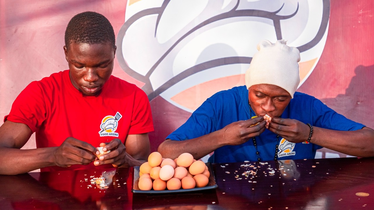 EAT THE HIGHEST NUMBER OF EGGS AND  GO HOME WITH A PRIZE!!