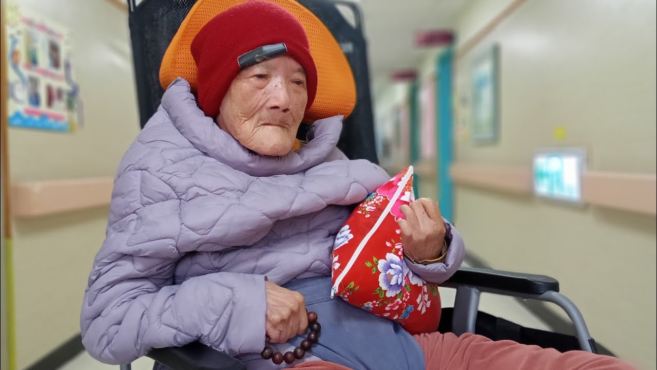 「大慶與母DM」正在直播！