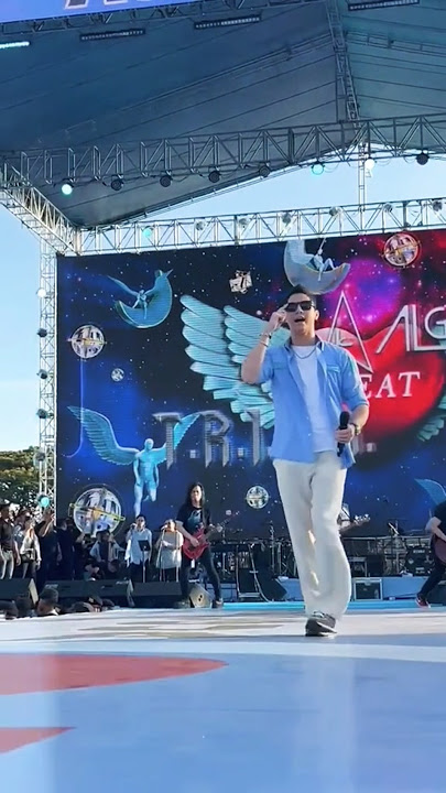 Perfom siganteng #alghazali pesta rakyat kota kendari #dewa19