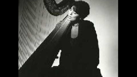 Dee Carstensen: I Have The World in My Arms