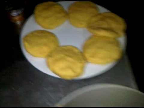 " Cabeza " Preparando Las Arepas De La Cena