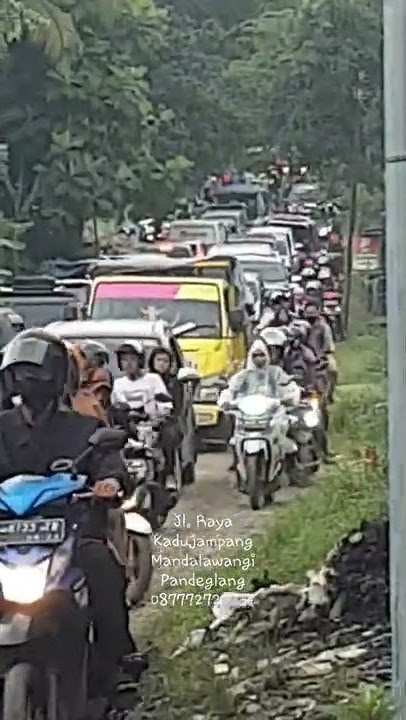 Macet lebaran 2022 Di Pandeglang Mandalawangi Banten