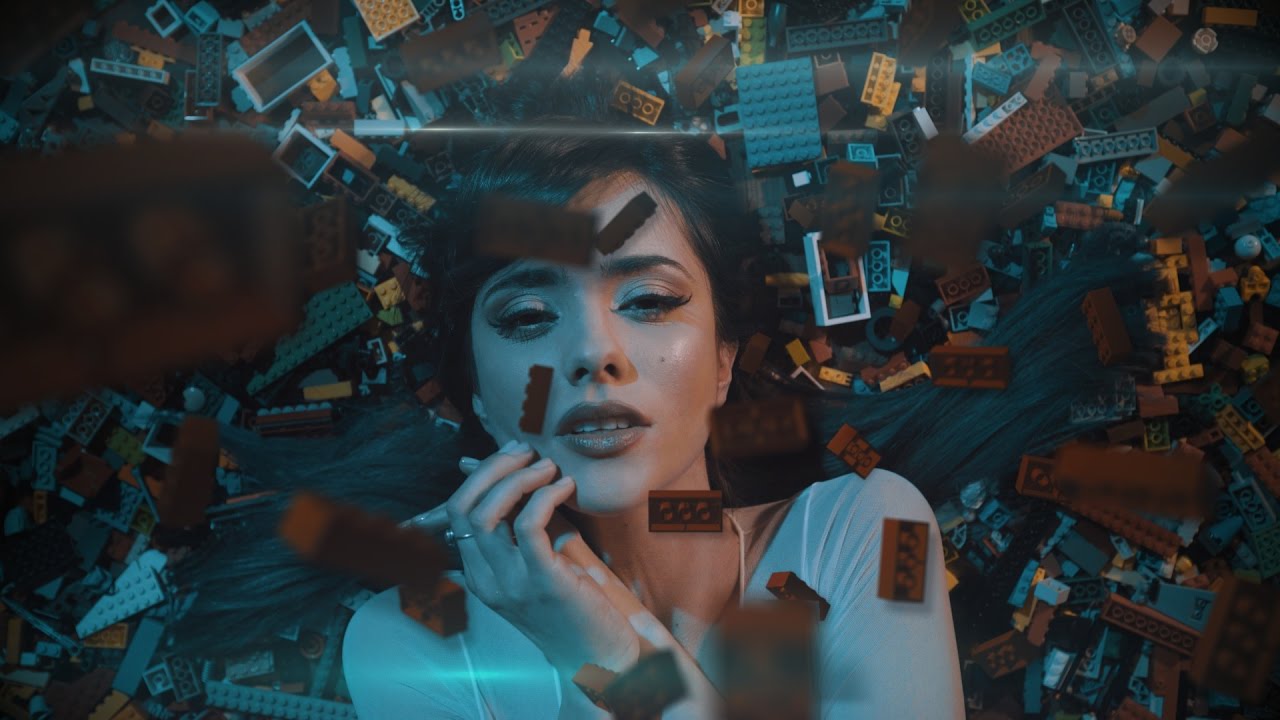 Giulia Penna - Legocentrico (Official Video)