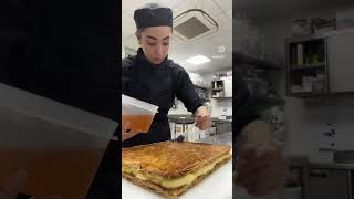 Making fresh strawberry and raspberry Mille-feuile 🍓🥐