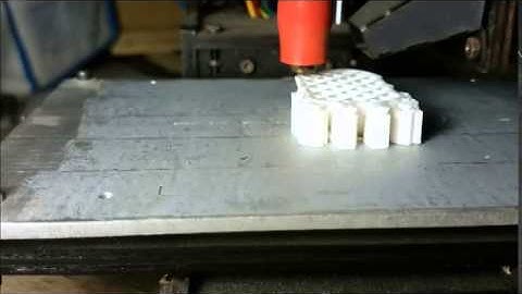 Printrbot Simple 2014 3D Printer_Print Video_Minion Dave