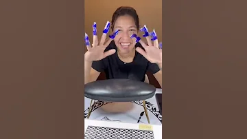 كسرت ضوافرى كلها 