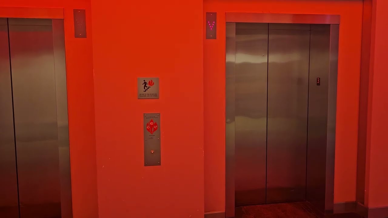 Shindler 3300 Elevater @ Rogers Place in Edmonton, AB 