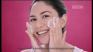 Download lagu IKLAN FAIR AND LOVELY BRIGHT-C FACIAL FOAM - 15s (2021)
