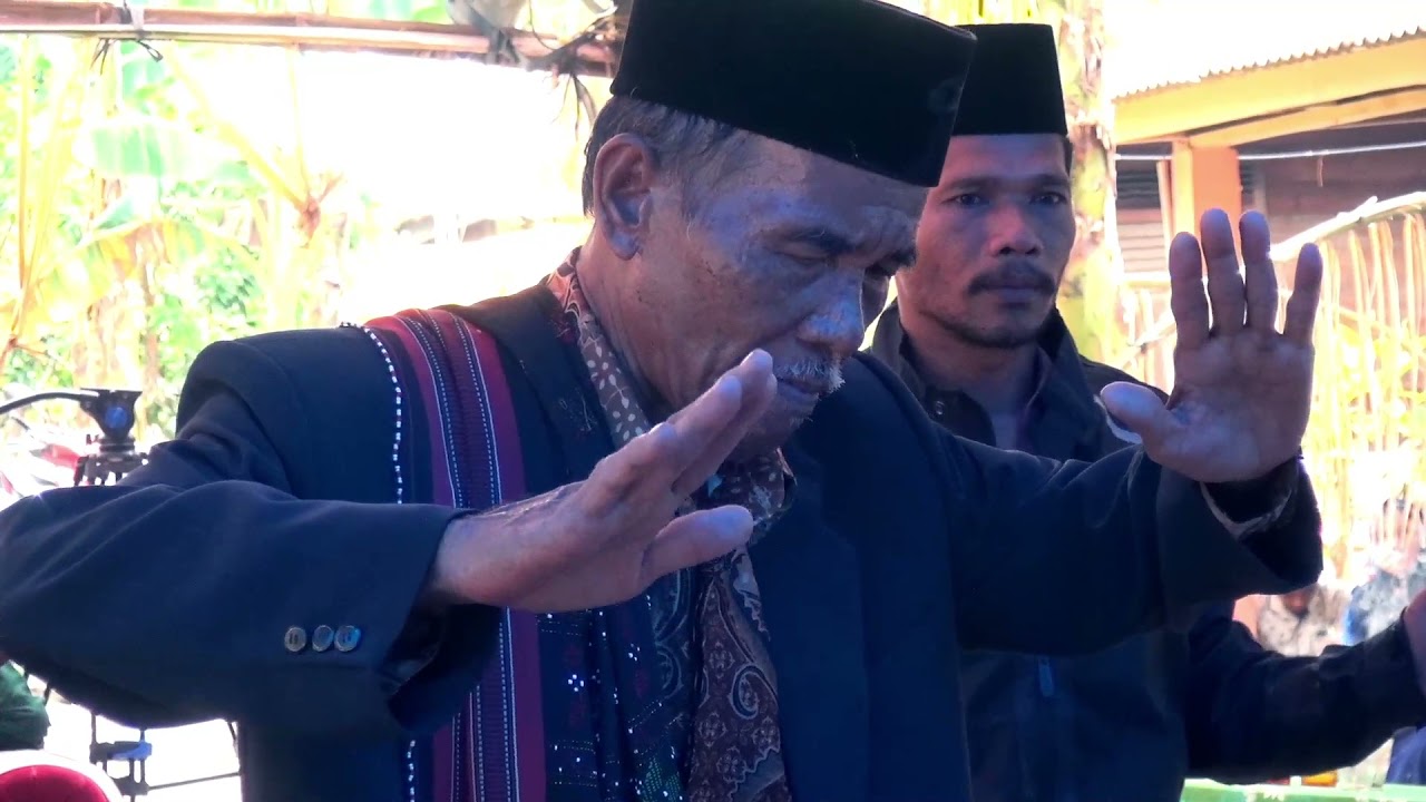 TORTOR SUHUT BOLON (ORANG TUA PENGANTIN)
