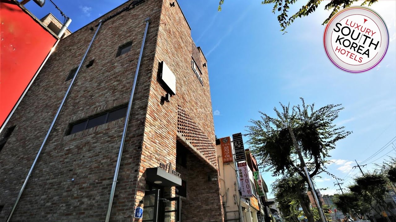 Guest House Brick | Jeju, South Korea | Hotel Review 🌟