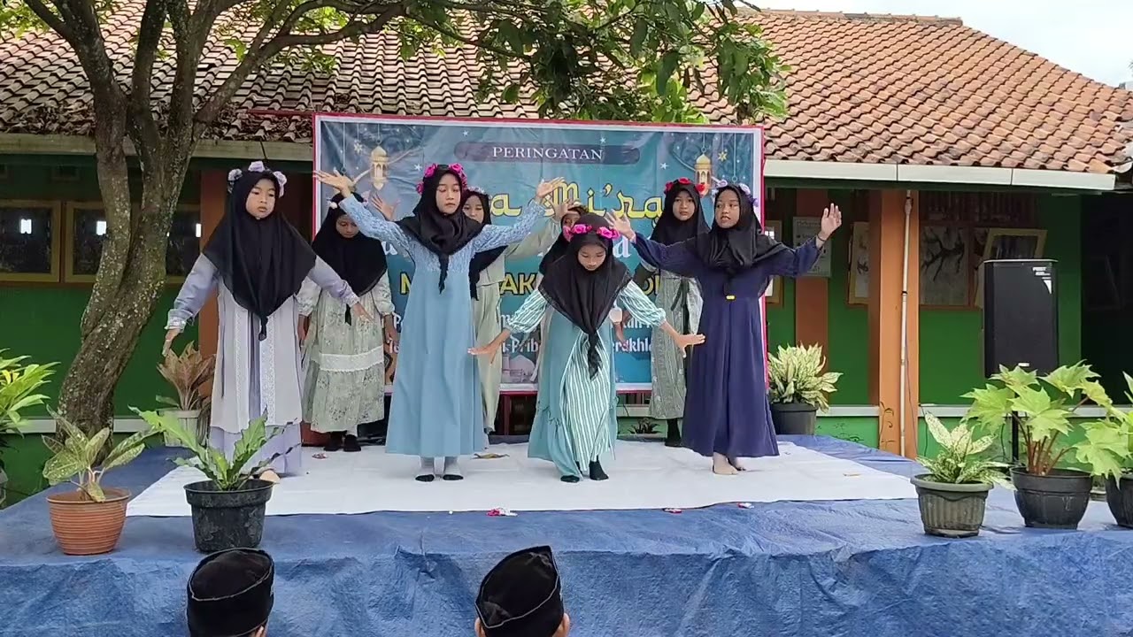 Tari kreasi islami 