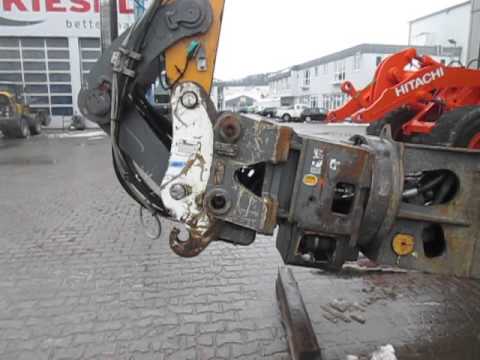 Liebherr 34 Umschlagbagger Material Handler Demo Shear Youtube