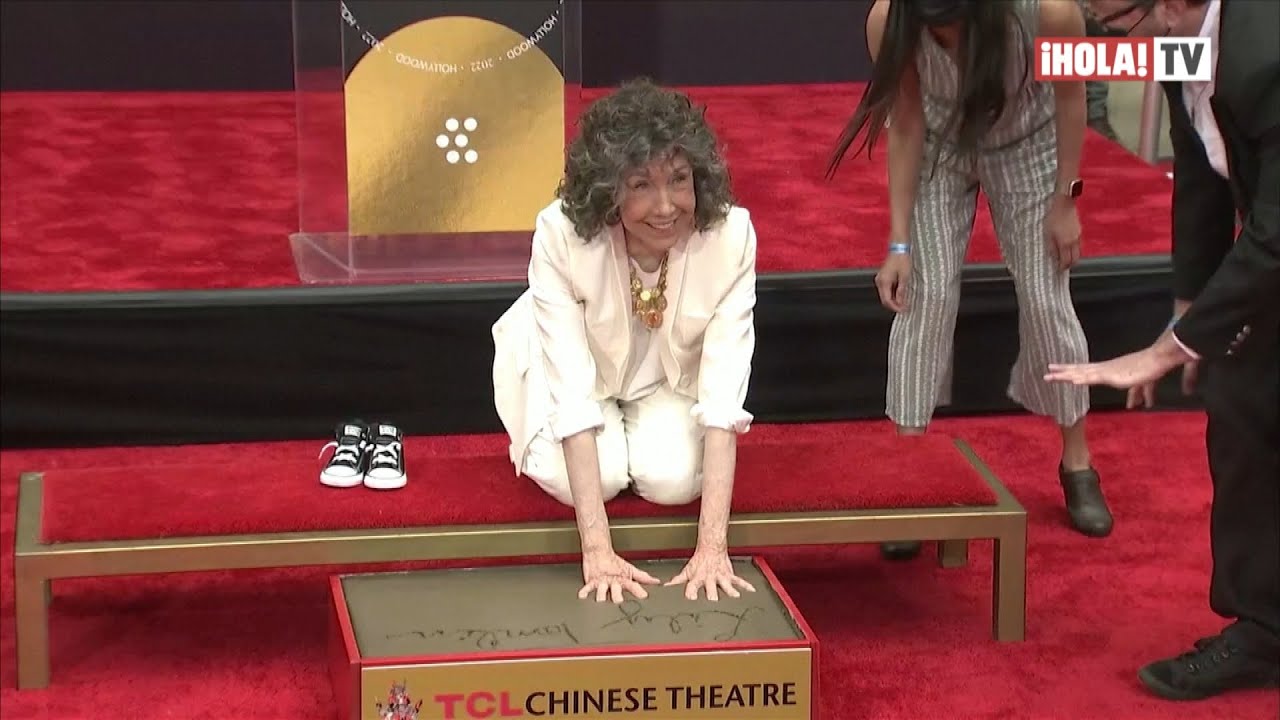 Lily Tomlin dejó sus huellas en el Teatro Chino de Hollywood acompañada de Jane Fonda | ¡HOLA! TV