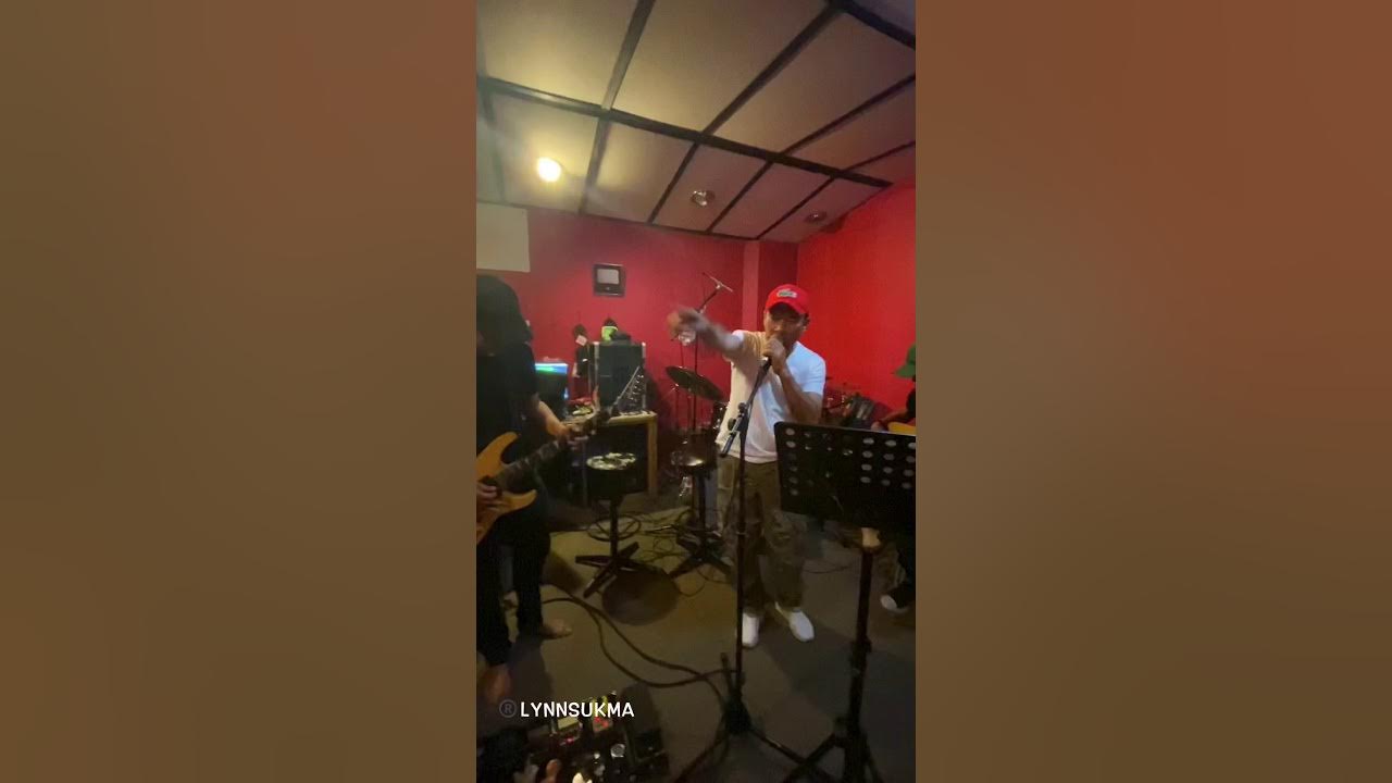 Mega Cinta by MEGA - YouTube
