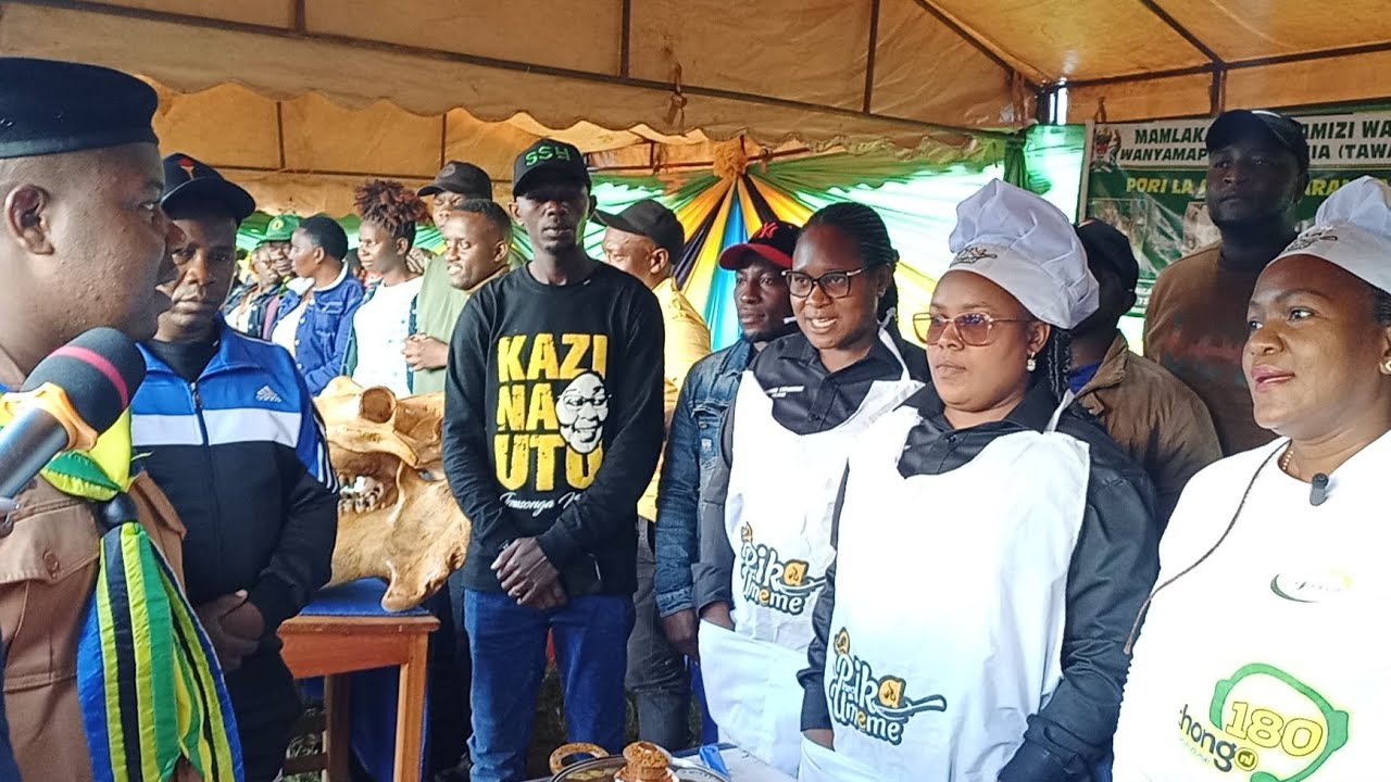 MBIO ZA MWENGE WA UHURU KITAIFA 2025 ZATEMBELEA BANDA LA TANESCO NA KUPATA ELIMU YA NISHATI SAFI