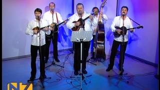 Video thumbnail of "Tamburaški sastav Svirci - Dok tambura svira"