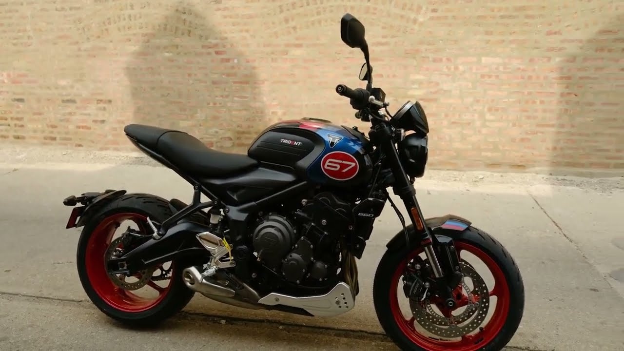 2025 Triumph Trident 660 Tribute Sapphire Black and Cobalt Blue walkaround