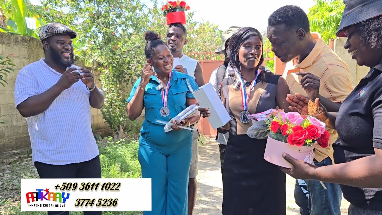 TIZOU AK LALA KOMEDYEN LAKAY TE ONORE NAN OKAZYON FÈT YO...