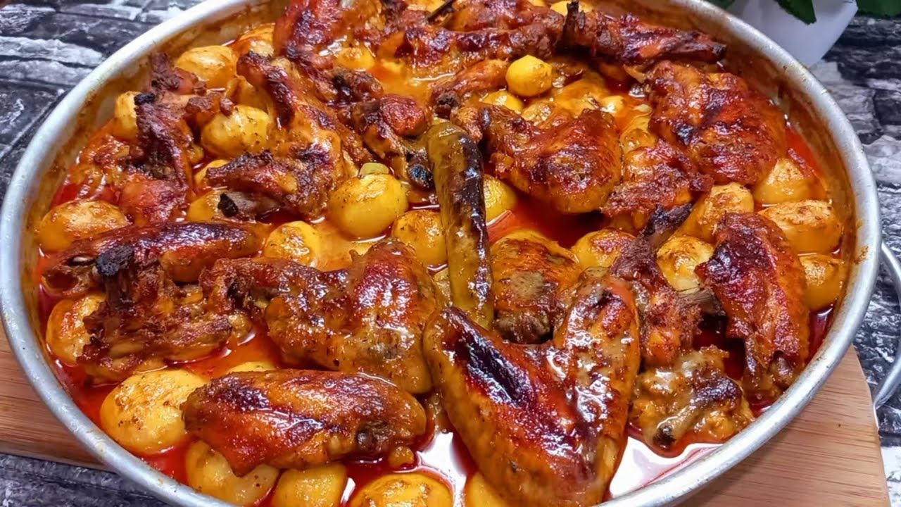 الأكله دي مش بتنزل المعده🤭دي بتنزل عالقلب على طووول 😋 (اجنحه الدجاج) الأكله الحلوه مش بالأمكانيات