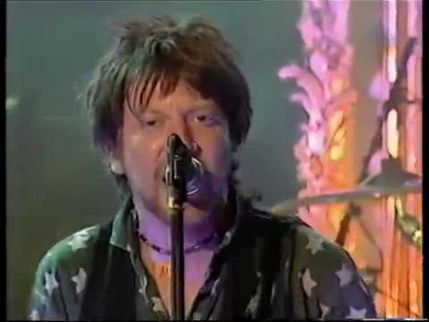 The Wildhearts - Sick Of Drugs LIVE  on Hotel Babylon