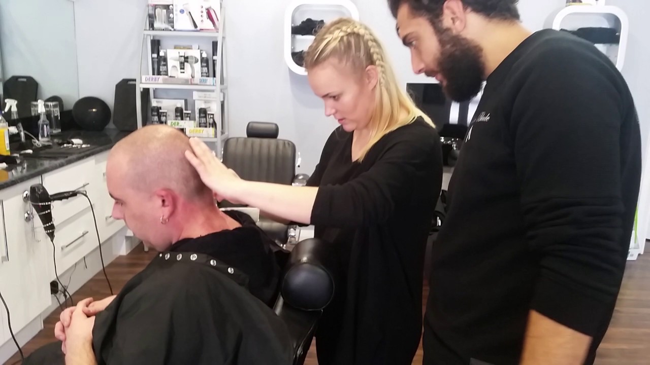 Barber teaching at Golden blade barber shop 💈 💺 YouTube