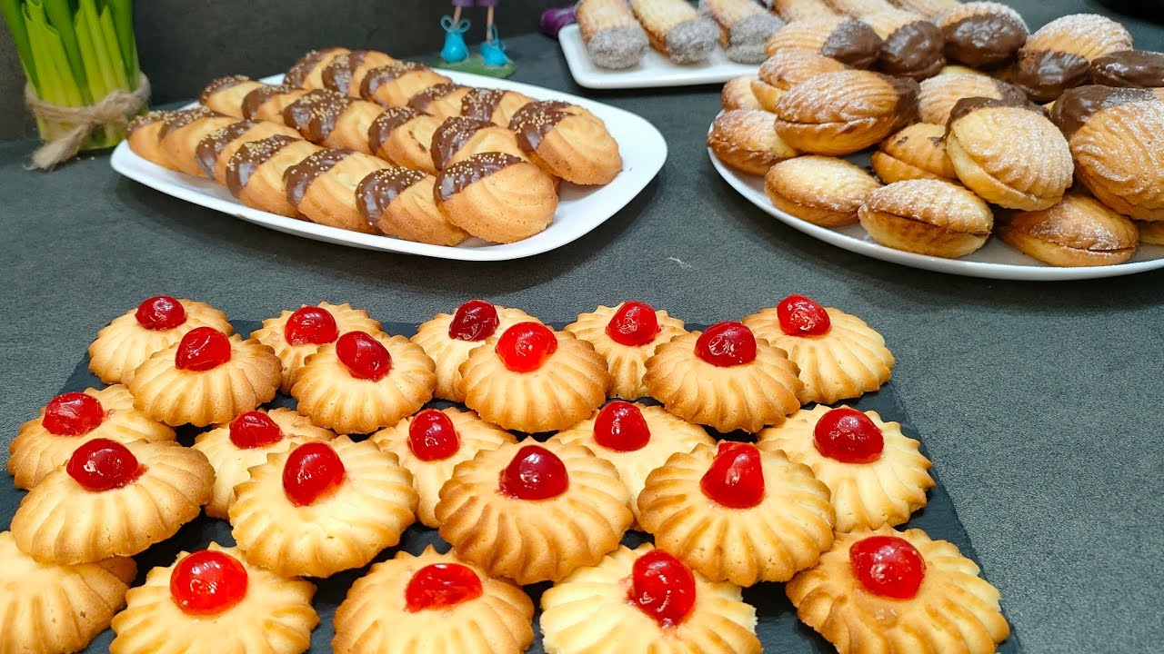 100 حبة بتي فور بمكون لازم تنحوه لنجاح الوصفة..محمر حتى لقلبو خفيف مقرمش من برا و طري من الداخل