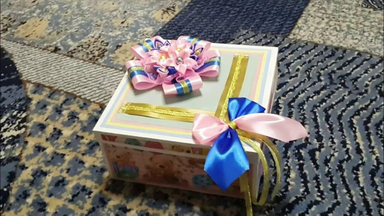 Коробка сюрприз раскладывающаяся. Коробка в руках. Сенсорные пасхальные коробочки. Раскрывающаяся коробка для подарка. Открытка коробочка с сюрпризом.