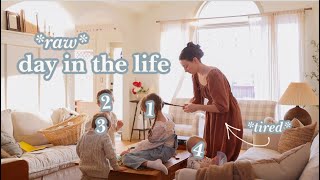mothering when im TIRED | *Raw* Day in the Life of a Mom of 4 | teething, changes, life lately
Big thank you to KiwiCo 💚 Visit https://www.kiwico.com/delilah and use code DELILAH to get 50% off your first monthly club crate or for 20% off your first Panda Crate
Instagram https://www.instagram.com/loeppkyslife/
Pinterest https://www.pinterest.ca/loeppkyslife
Website https://www.delilahloeppky.com
Patreon https://patreon.com/DelilahLoeppky?utm_medium=unknown&utm_source=join_link&utm_campaign=creatorshare_creator&utm_content=copyLink
Homemaking https://www.youtube.com/watch?v=9BVGB4-9EH8&list=PLfk13eUGrM_KYXTAhAX87XQOYZhKbvd2l&pp=gAQB
From Scratch Food https://www.youtube.com/watch?v=K5zVKJHed8Q&list=PLfk13eUGrM_KQIHt_6hXeSLyFoy5B42xZ&pp=gAQB
Cleaning & Decluttering https://www.youtube.com/watch?v=8wOm4NWfC5c&list=PLfk13eUGrM_JbDLqcL44JfJ6SpmDv1xfL&pp=gAQB
Vlogs https://www.youtube.com/watch?v=Yzg444mhzWw&list=PLfk13eUGrM_JaDKIbYKxjdGufd-6o_byD&pp=gAQB
Music: https://player.epidemicsound.com
*Some links may be affiliate* mothering when im TIRED | *Raw* Day in the Life of a Mom of 4 | teething, changes, life lately