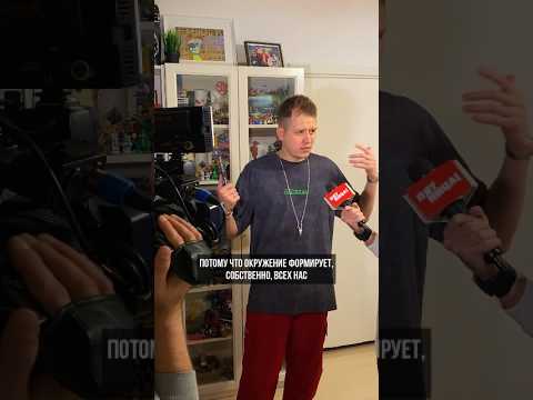 За кадром телеканала 'Пятница': коллекция книг Димиксера 📚 #djdimixer #пятница #книги #интервью