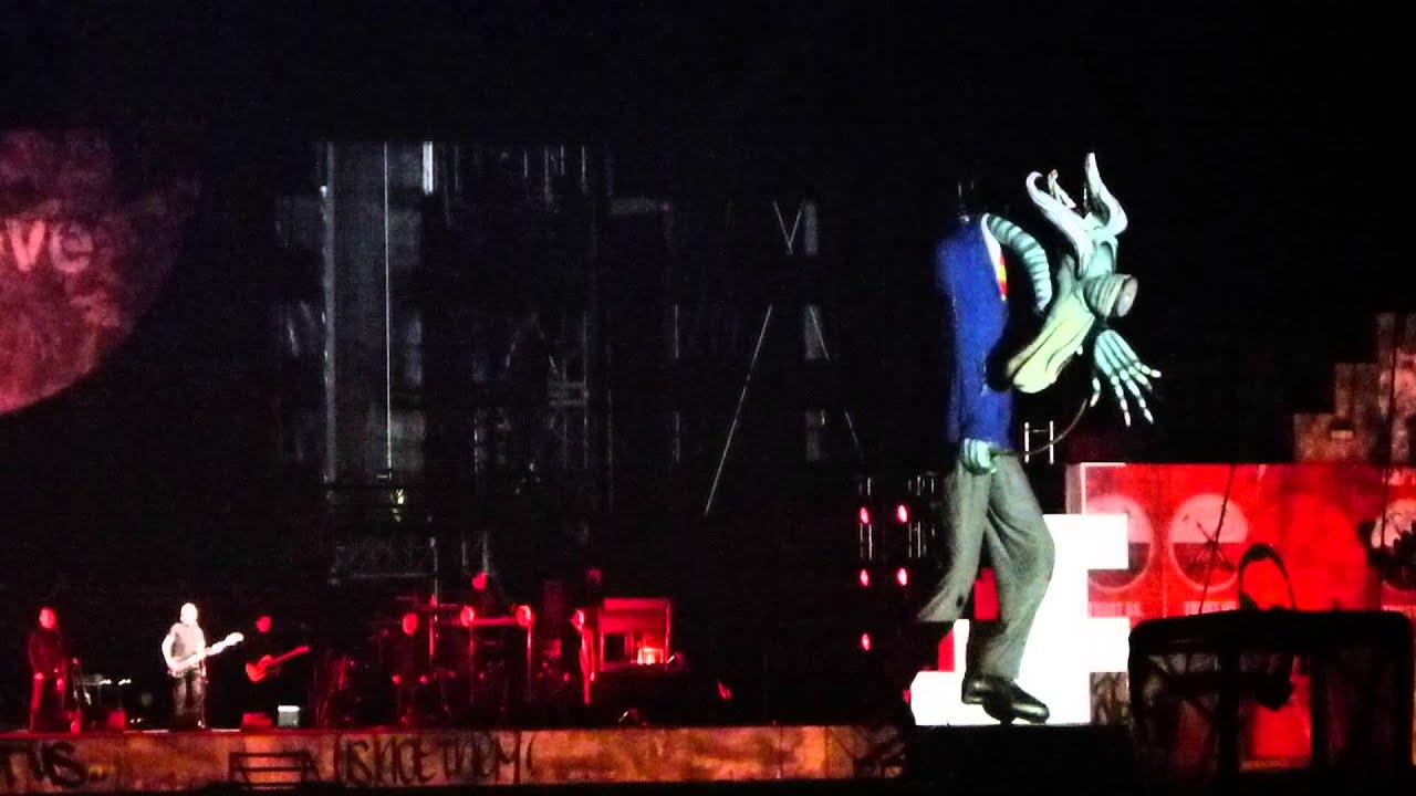 Another Brick and Happiest days  - Roger Waters - Wembley Stadium - 14 September 2013