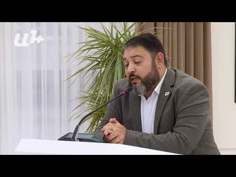 Avinyan chairs the regular session of the Yerevan Council of Elders. LIVE