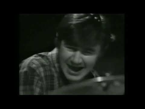Spencer Davis Group Gimme Some Lovin Stereo 720p