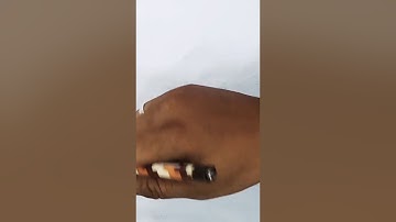 Bounded sequence in metric spaces