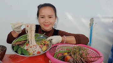 Hnub no tuav qhaub poob noj ib leeg qab kawg li o