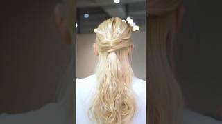 【１分アレンジ】2段に分けて作るハーフアップ#簡単アレンジ #セルフアレンジ #hairstyle #hair #ミディアムヘア #髪型 #まとめ髪 #大人カジュアル #大人かわいい｜ミルチャンネル mille channel