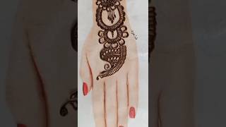 Back hand Beautiful henna design| Easy & Simple mahanadi for back hand| mehndi designs #shorts