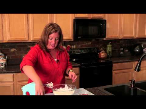 Strawberry Whipped Cream Filling Berry Desserts-11-08-2015
