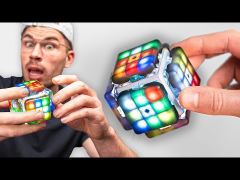 EPIC BATTLE WITH CUBE OF THE FUTURE! Tok Tok Cube